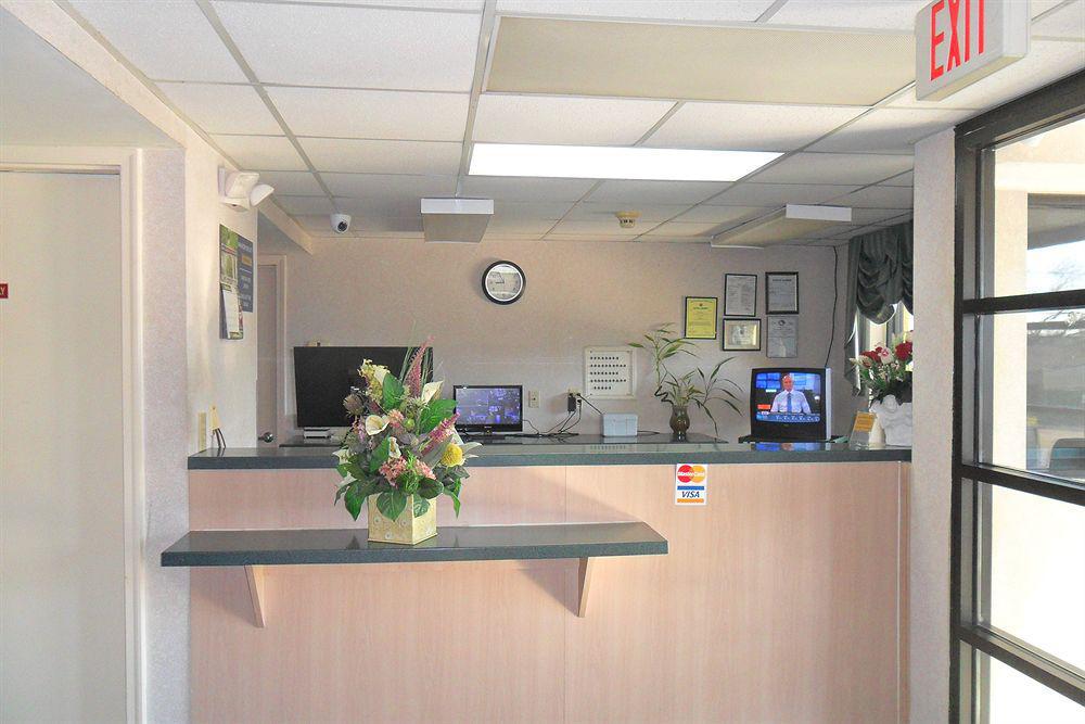 Luxury Inn & Suites Селма Екстериор снимка